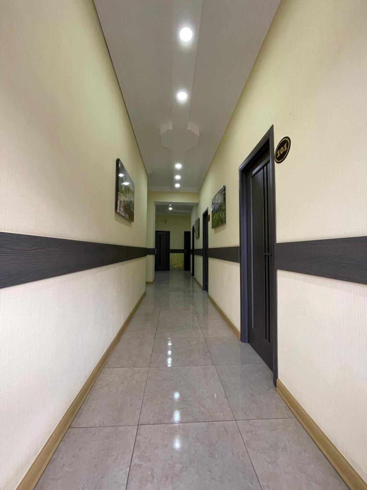 Rahat Hotel ギャンジャ エクステリア 写真